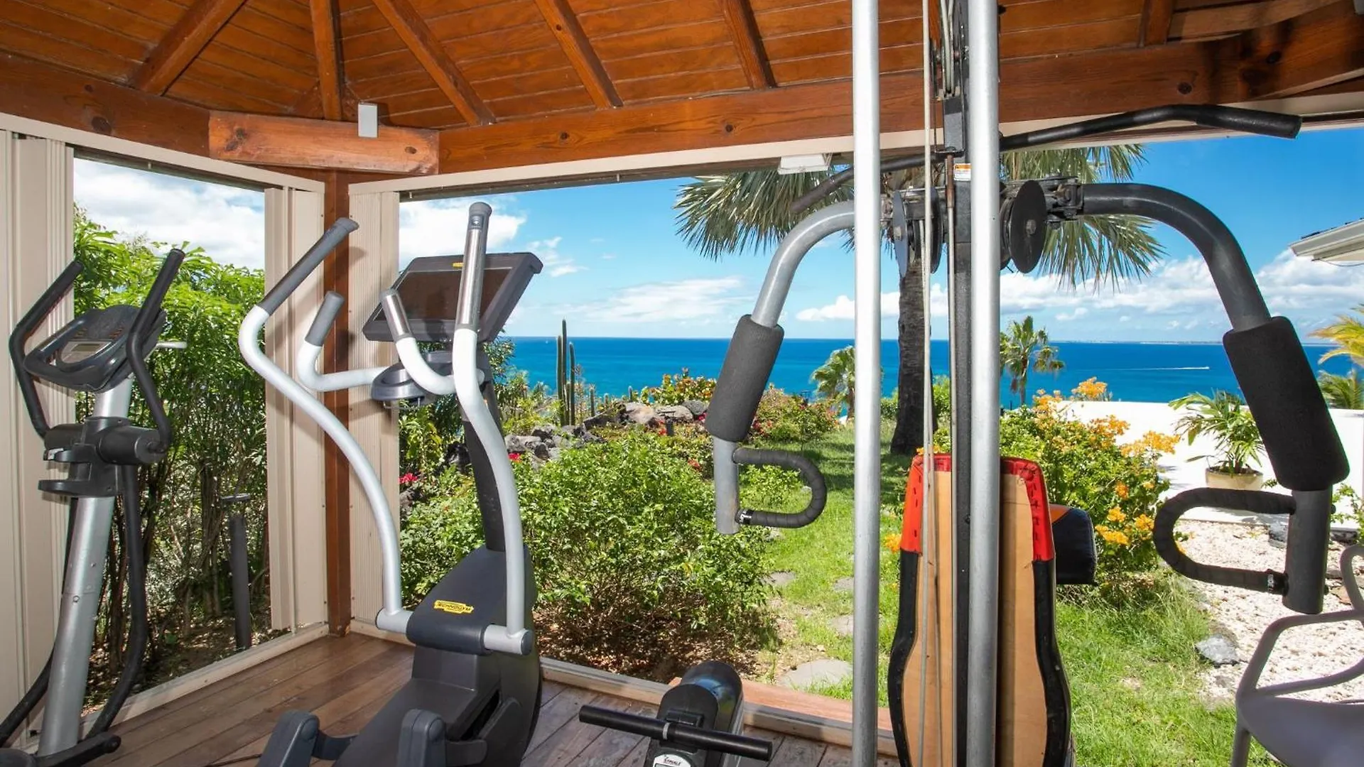 Exceptional Panoramic Sea View In This Luxury Villa Grand Case